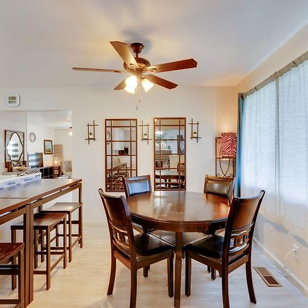 Breezy Fresno Home - Near Airport And Downtown Buitenkant foto