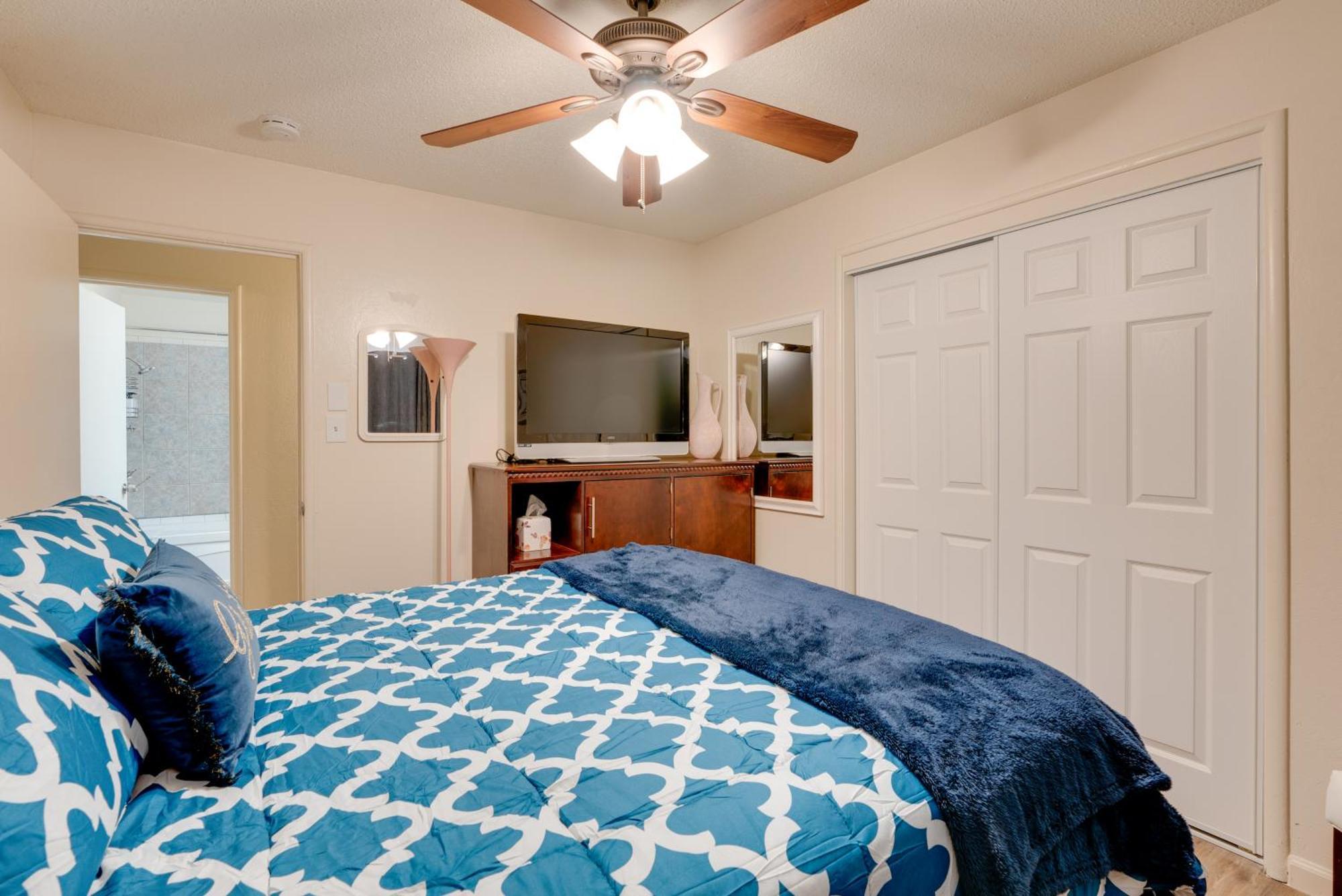 Breezy Fresno Home - Near Airport And Downtown Buitenkant foto