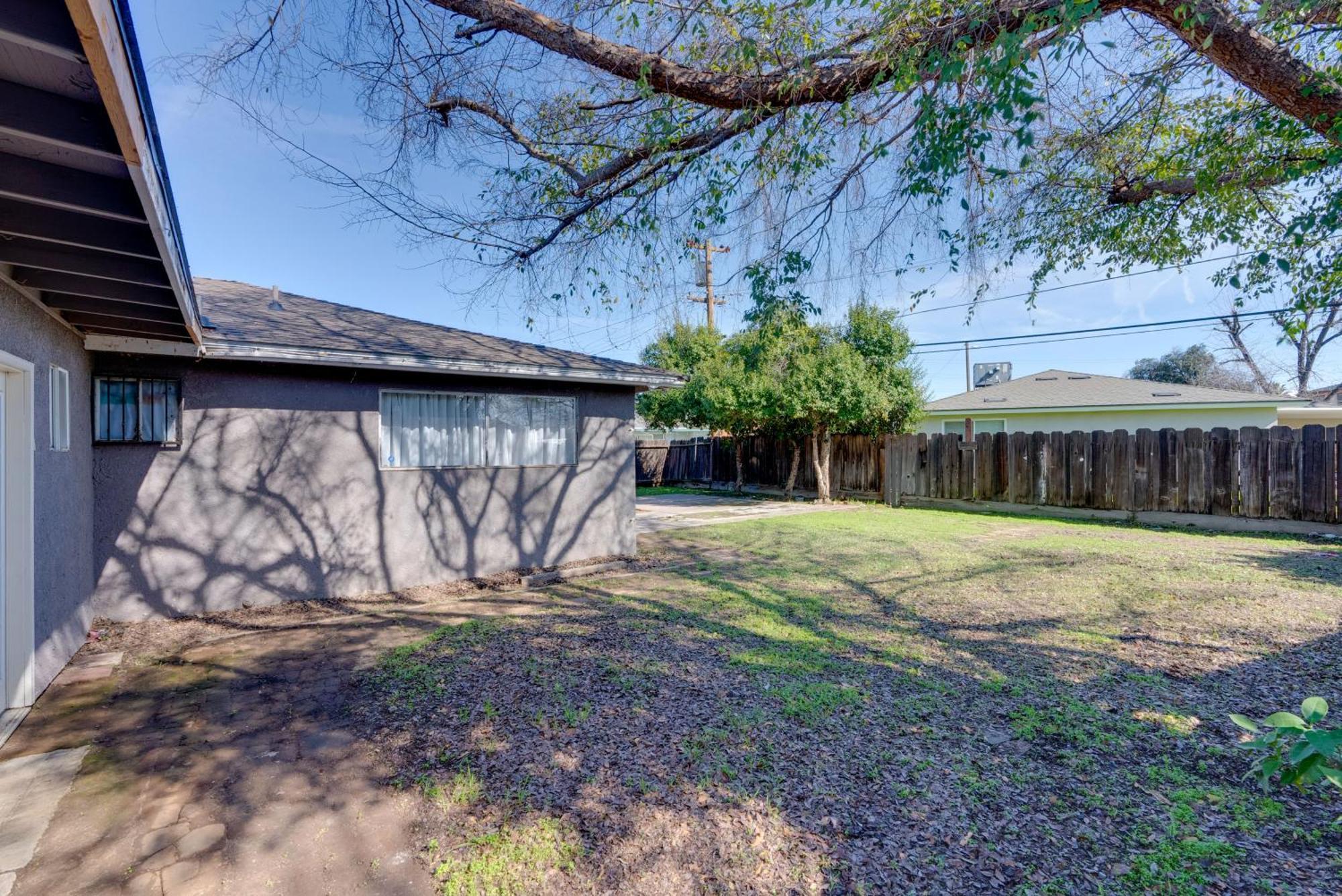Breezy Fresno Home - Near Airport And Downtown Buitenkant foto